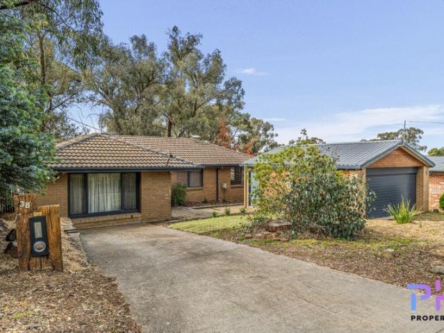 EASY MODERN LIVING WITH SERENE BUSHLAND SURROUNDS!