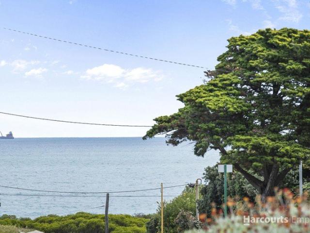 Easy Beachside Living