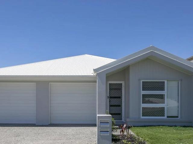 Easy Care 3 Bedroom Duplex Living