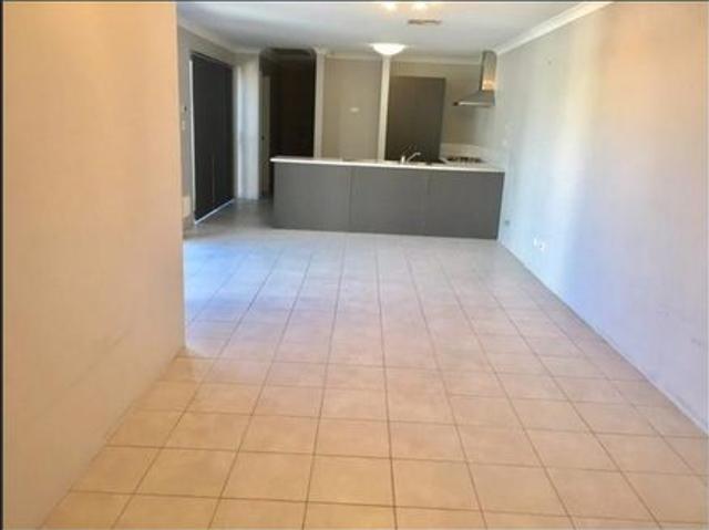 Easy Care 4x2 in a Convenient Location