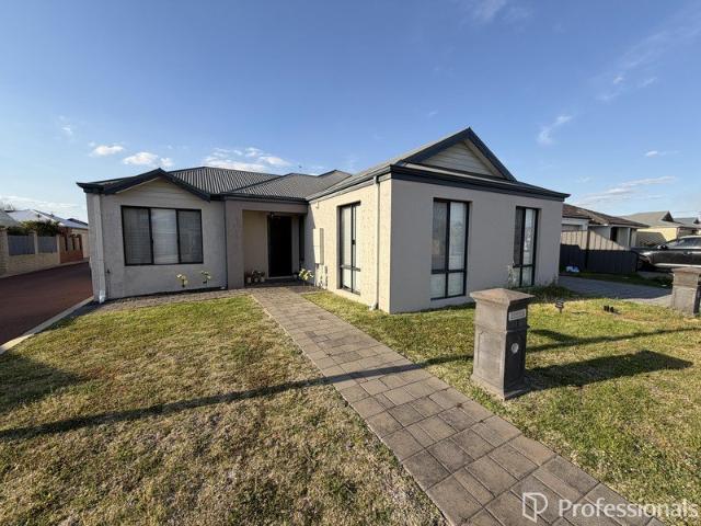 Easy Care 4x2 in a Convenient Location