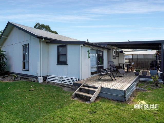 Easy Care Comfort at the Top End of Town