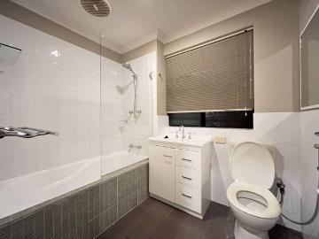 Easy Care Classy Apartment
