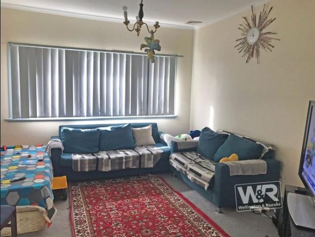 EASY CARE HOME CLOSE TO CBD