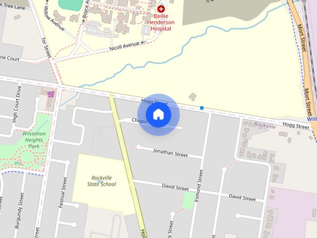 Easy Care Home Close to Shops & Schools