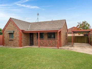 Murray Bridge, South Australia - Terrace