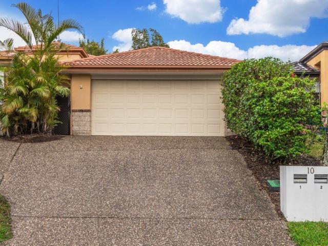 Easy Care Living, Modern Comfort & No Body Corporate Fees