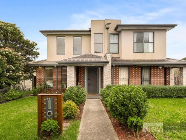 Easy Care Living Near Jordanville Station