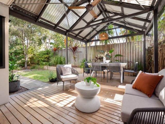 Easy care living, glorious outdoor entertaining + premium inner east convenience