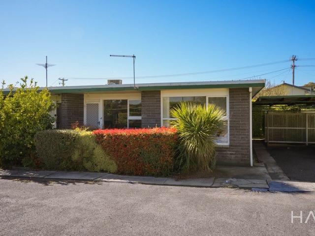 Easy Care Living in a Convenient Location