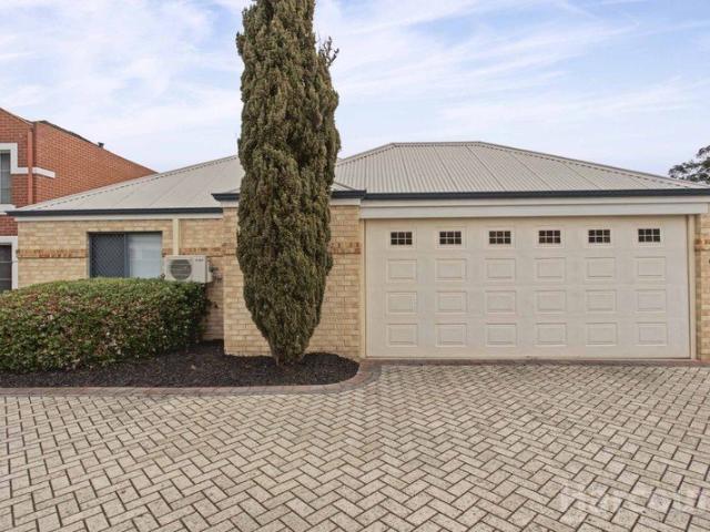 EASY CARE LIVING IN A GREAT LOCATION
