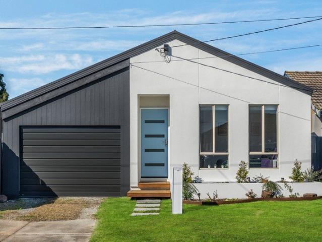 Easy Care Living in a Quiet Lara Court