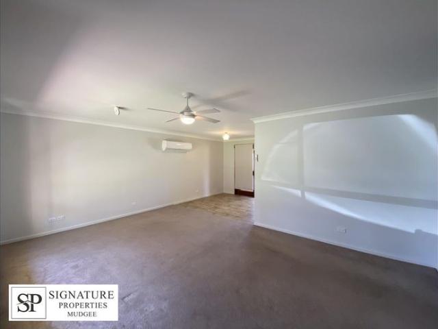 Easy care living in South Mudgee location