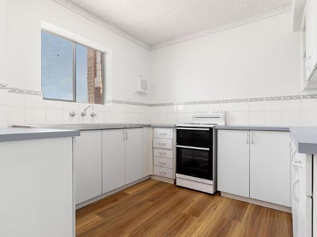 Easy Care Living in the Heart of Dampier