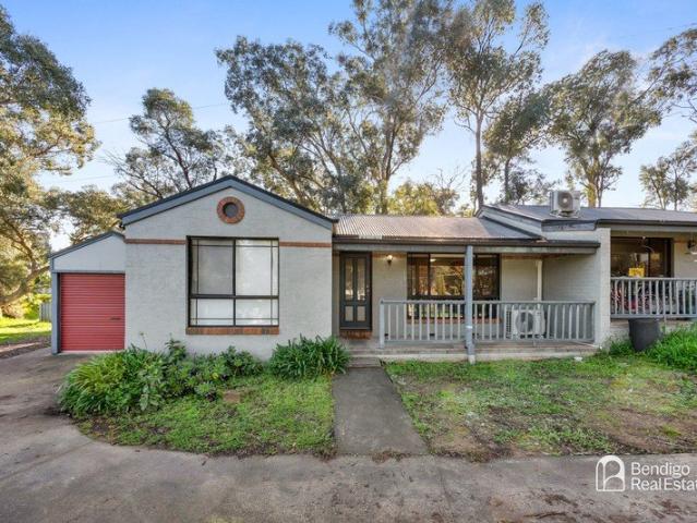 Easy Care Living in the Heart of Flora Hill