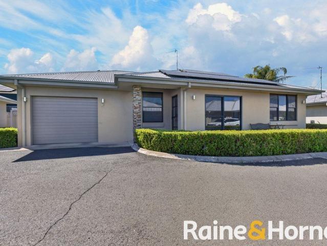 Easy Care Living in the Southgate Complex