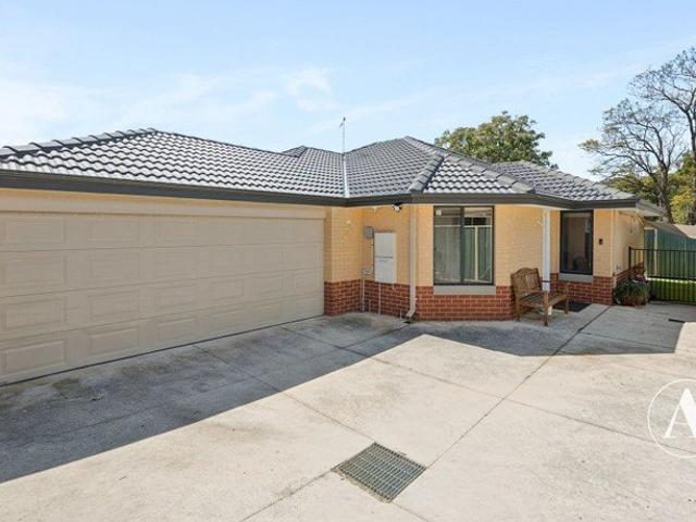 EASY CARE LIVING + LOCATION