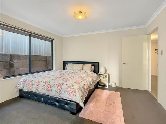 Easy Care Living Steps from the Estuary — 53A Paris Road, Australind