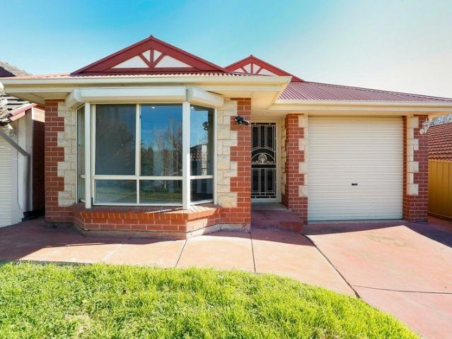 Easy Care Living with Open Plan Comfort in Greenwith!