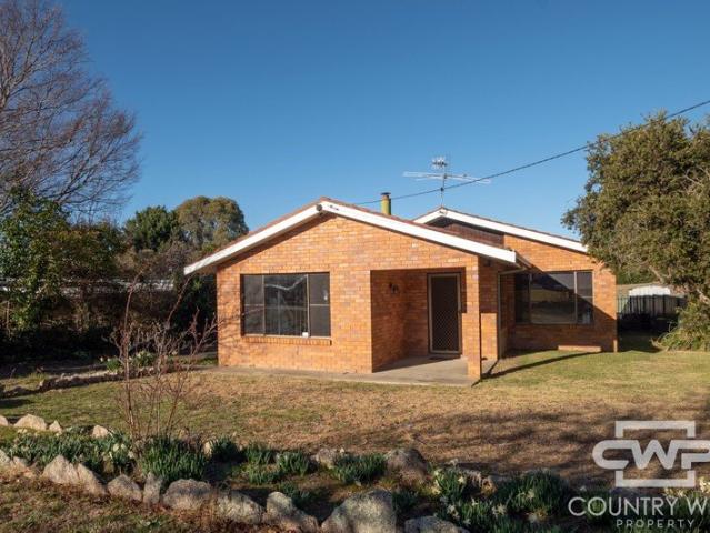 Easy Care Living with Rural Views