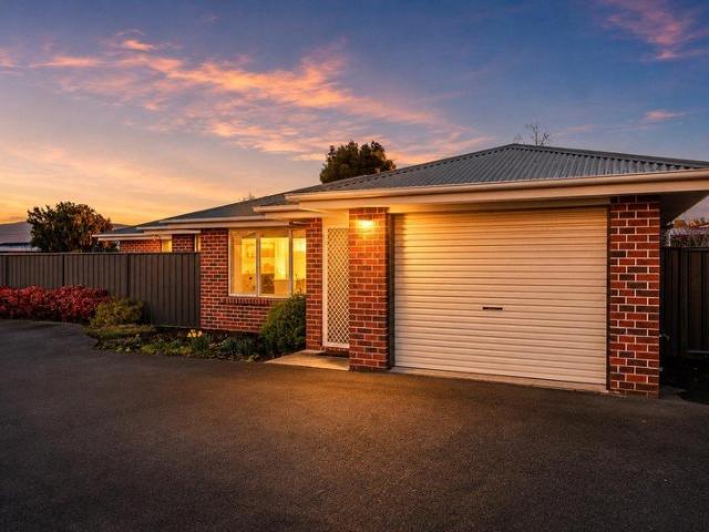 Easy Care Living with Your Own Private Yard