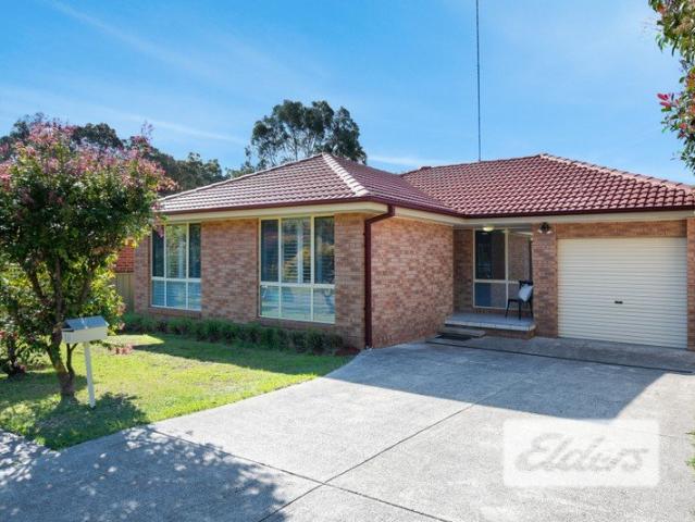 Easy Care Style in a Peaceful Lambton Setting