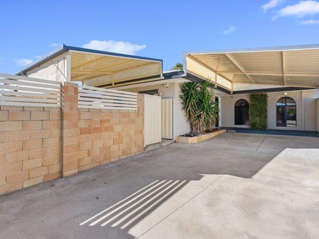 EASY CARE STREET FRONT HOME