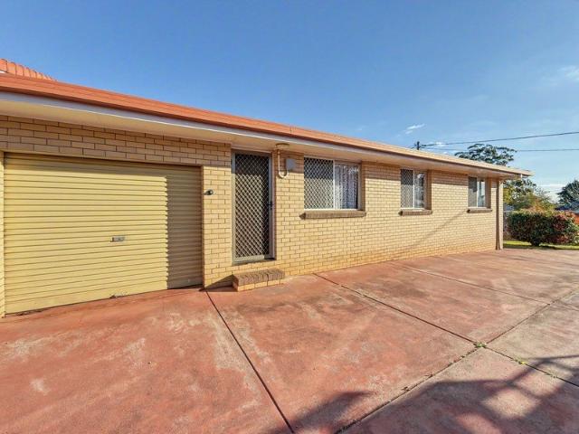 Easy Care Unit Living in Centenary Heights