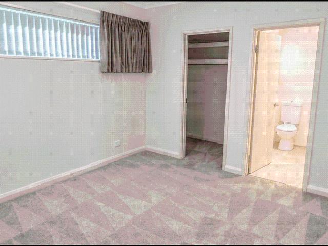 EASY CARE VILLA IN NOLLAMARA!
