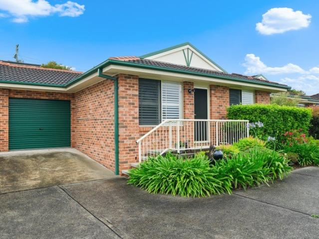 Easy Care Villa Living In Speers Point