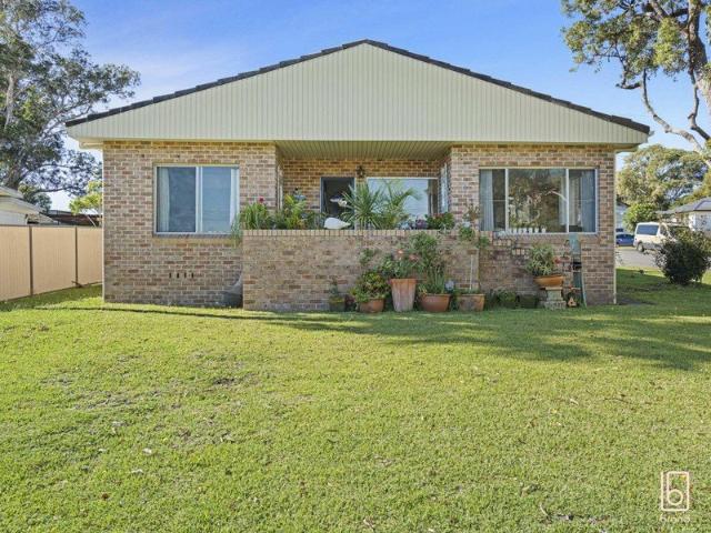 Easy Coastal Living in a Quiet, Convenient Location