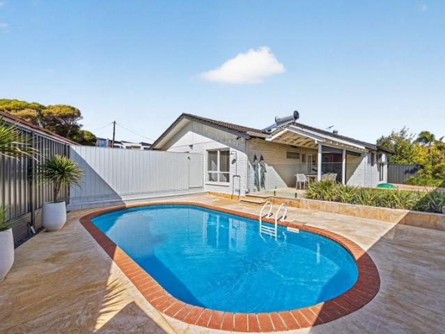 Easy Coastal Living with Space to Entertain
