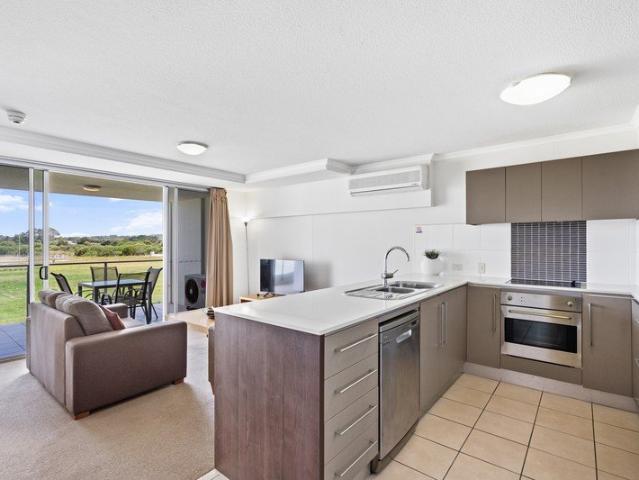 Easy Coastal Lifestyle Furnished Spacious 2 Bed, 2 Bath Apartment
