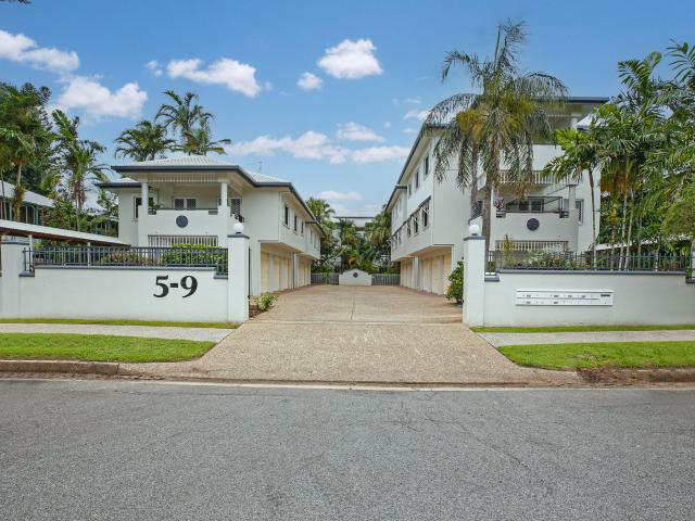 Easy, Convenient Living in Cairns North