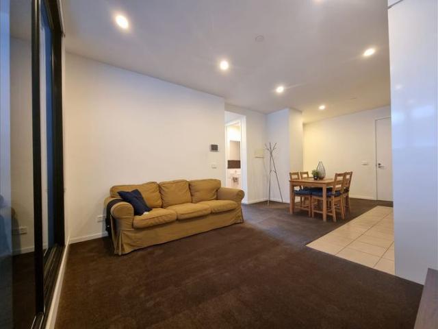 Easy, Furnished City‑Side Living