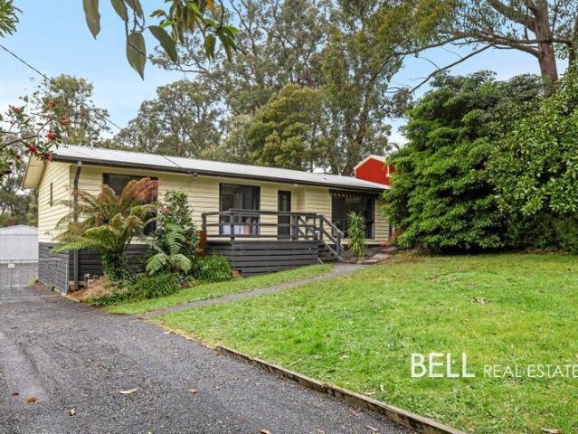 Easy Family Living in Cockatoo