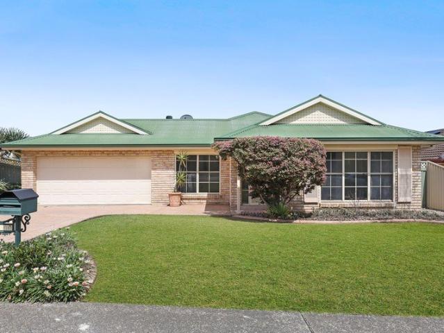 Easy family living in a quiet Horsley setting