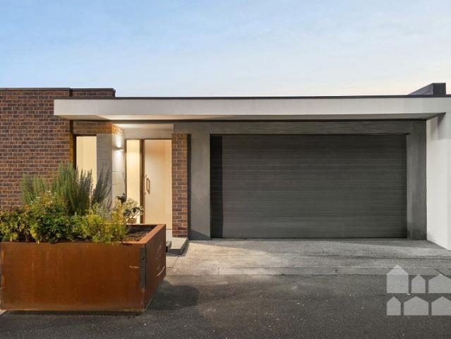 Easy family living in a superb lifestyle location