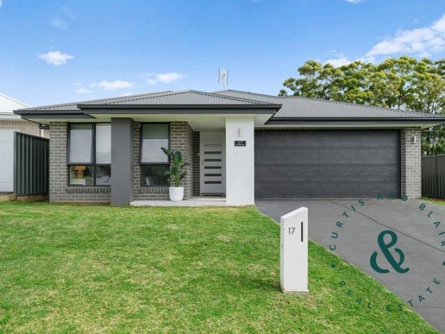 Easy Family Living in The Gardens Estate