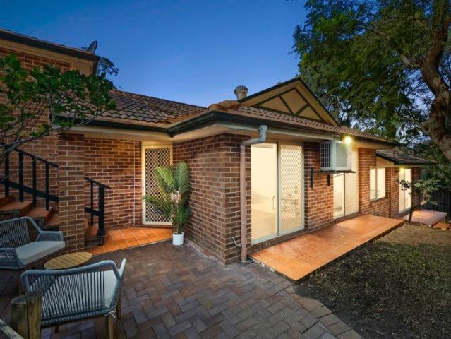 Easy Family Living Meets Supreme Convenience in Lane Cove