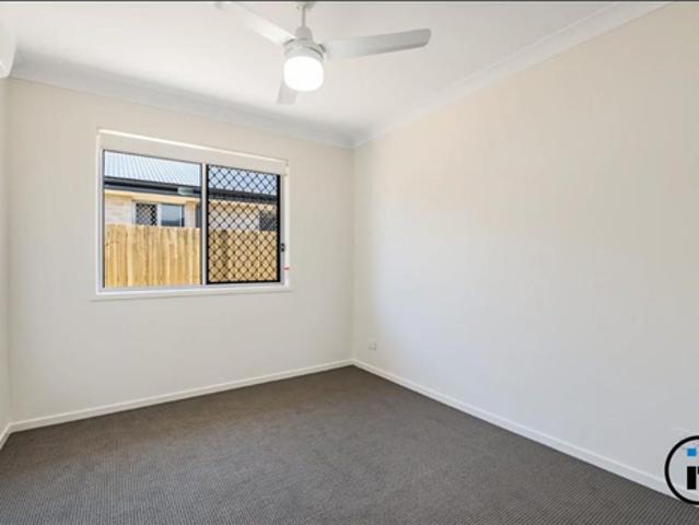 EASY LIVING 1 BEDROOM DUPLEX WAITING FOR YOU TO MOVE IN!
