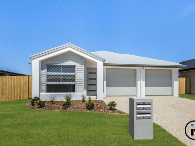 EASY LIVING 1 BEDROOM DUPLEX WAITING FOR YOU TO MOVE IN!