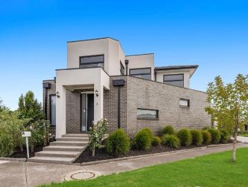 Wollert, Whittlesea Area, Victoria - Parking