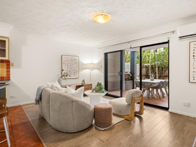 Easy Living with Space to Entertain