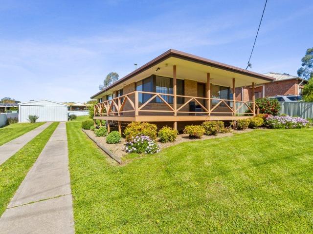 Easy living with vast yard space