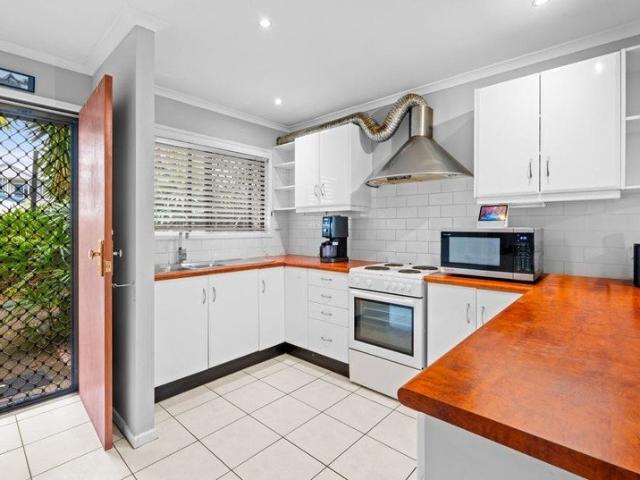 Easy Living, Central Location