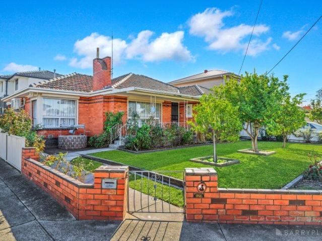EASY LIVING, EXCELLENT LOCATION, ENDLESS APPEAL