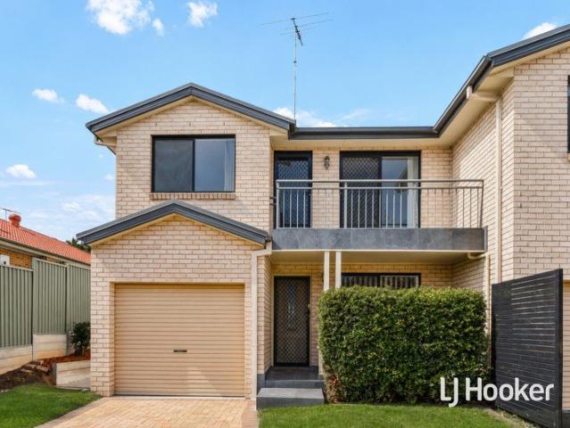 Easy Living, Exceptional Convenience & Entertainer's Appeal
