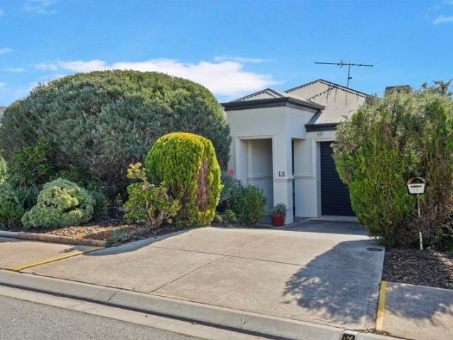 Easy Living, Great Location