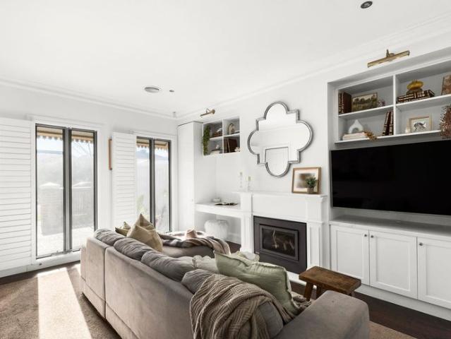 Easy Living in the Heart of Airport West